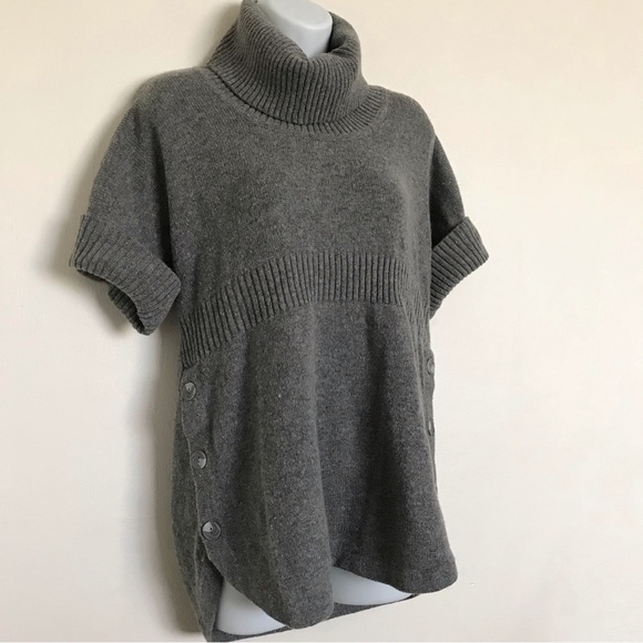 Logix Gray Short Sleeve Turtleneck Sweater Sz Small Lambswool Blend Button Sides - Picture 2 of 9